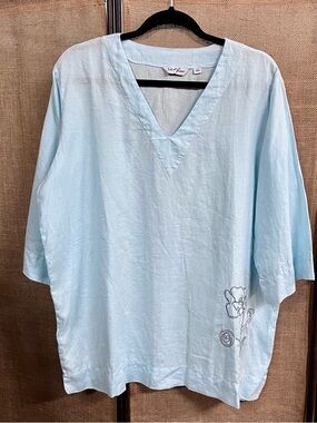 Liz and Jane Sky Blue Linen Tunic Top